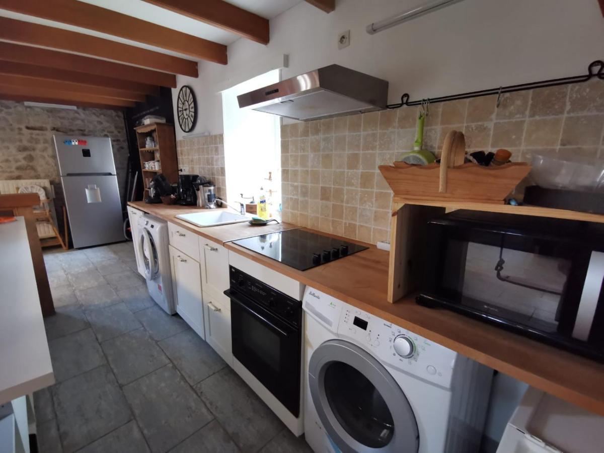 Les Chambres De Capucine Carcagny ภายนอก รูปภาพ