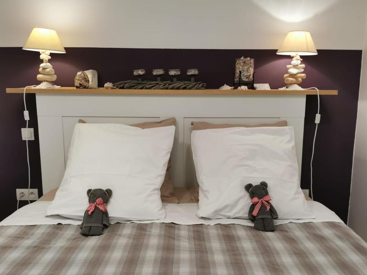 Les Chambres De Capucine Carcagny ภายนอก รูปภาพ